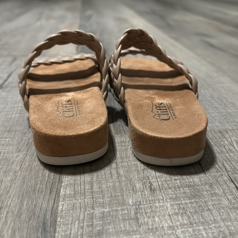 Sandals!! - Picture 3 of 3